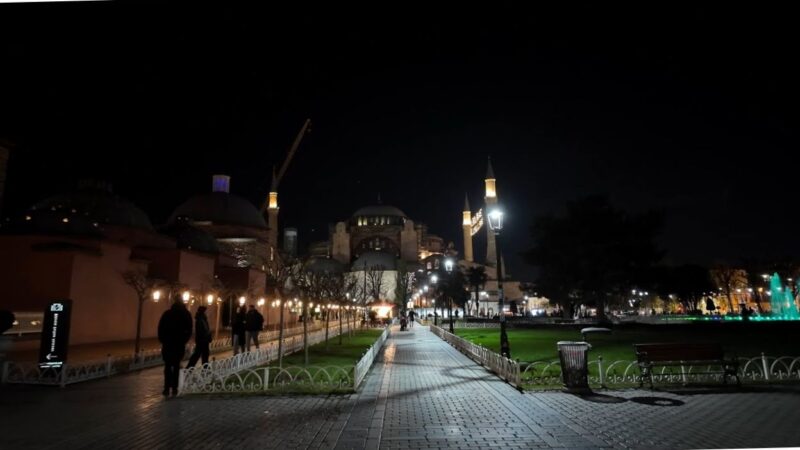 İstanbul Gece Yürüyüşü Rotaları ve Keşifler